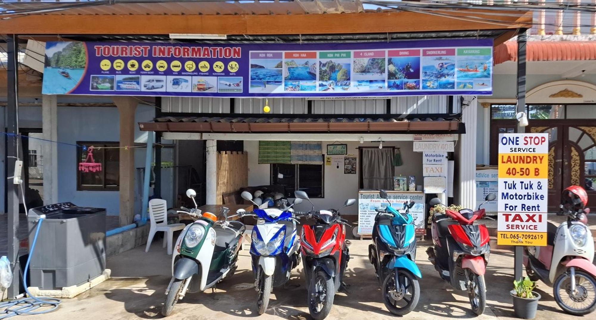Guest House Blue Andaman Koh Lanta Exterior photo